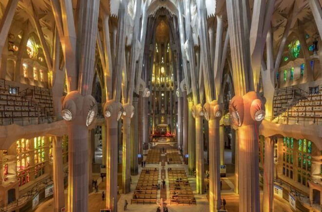 Sagrada Familia and Paella - Paella Cooking Course