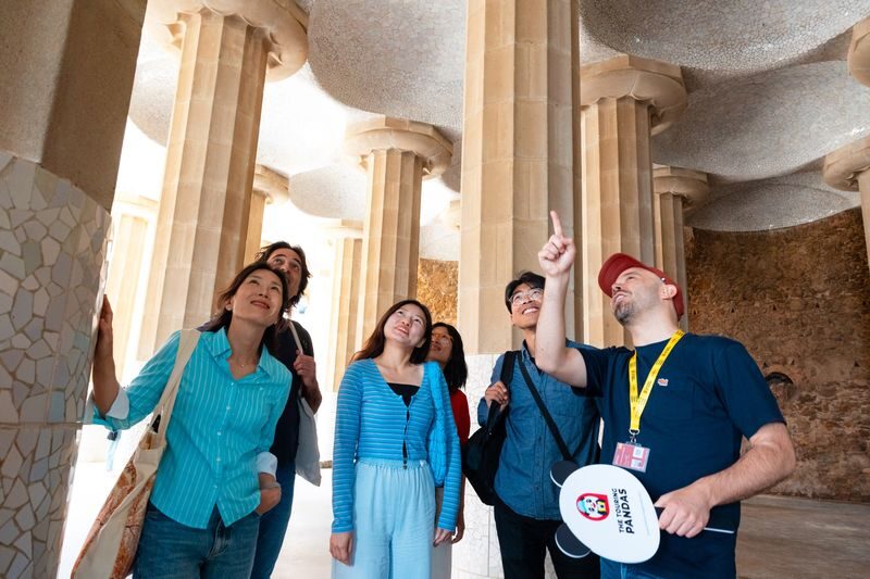 Sagrada Familia and Park Guell Skip-the-Line Guided Tour - Getting yourself to Park Güell