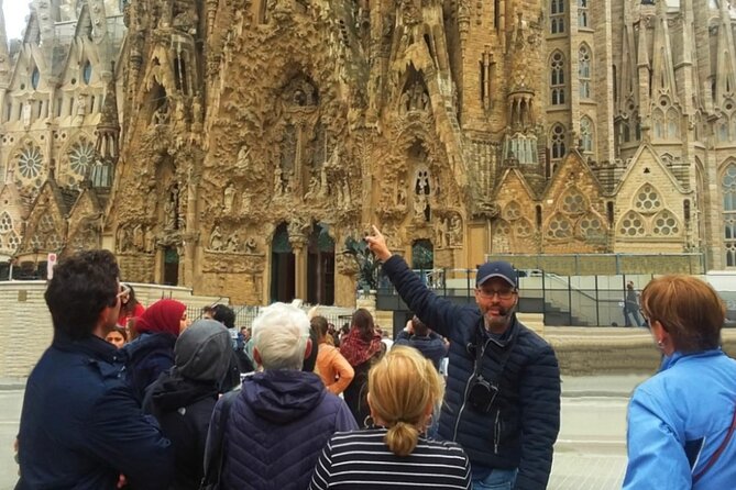 Sagrada Familia Bike Tour in Small Group - Additional Information