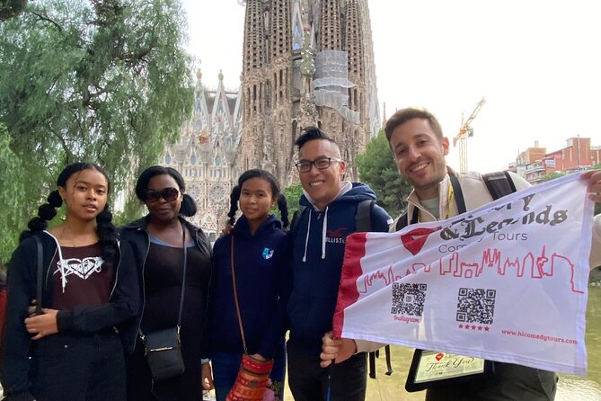 Sagrada Familia Comedy Tour - Meeting Point Address and Details