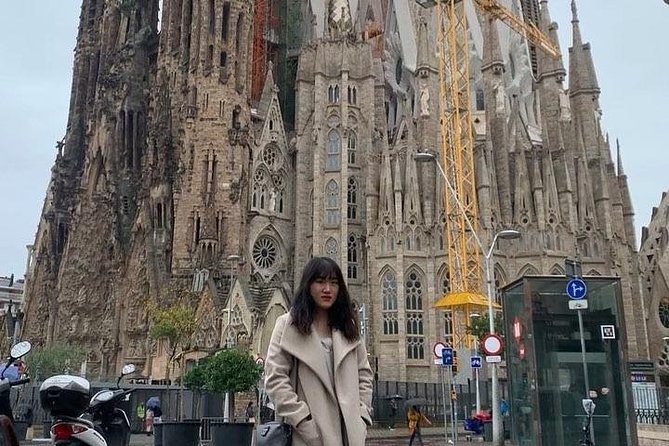 Sagrada Familia Direct Access : Premium Guided Tour With Ticket - Cancellation Policy Overview