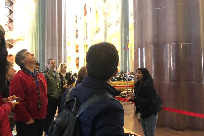 Sagrada Familia English Guided Tour & Optional Tower Access - Positive Experiences and Recommendations