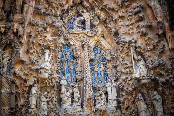Sagrada Familia: Fast Track & Tower Access With Pick and Drop off - Cancellation Policy