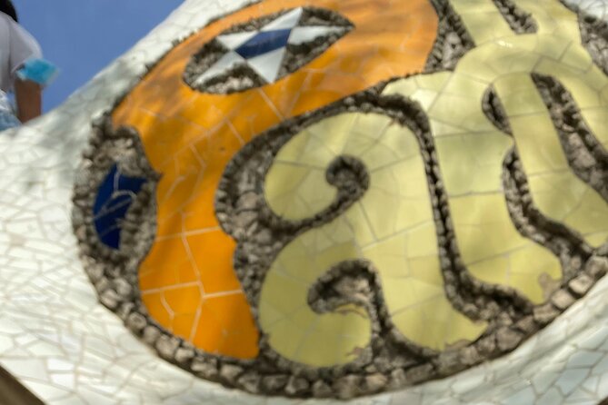 Sagrada Familia & Guell Park Small Group Tour With Drink & Tapa - Reviews and Positive Experiences