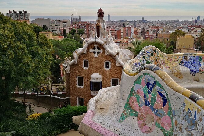 Sagrada Familia & Guell Park Small Group Tour With Drink & Tapa - The Sum Up