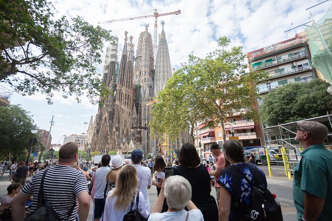 Sagrada Familia - Guided Tour & Skip the Line Access - Common Questions