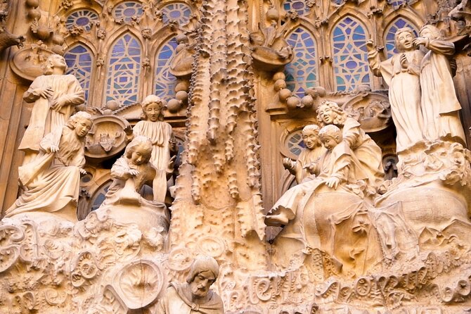 Sagrada Familia Guided Tour With Skip the Line Ticket - Common Questions