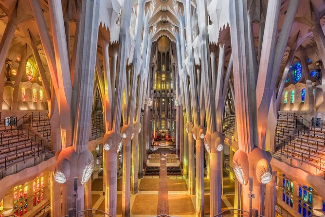 Sagrada Familia Private Guided Tour With Skip the Line Tickets - Whats Included