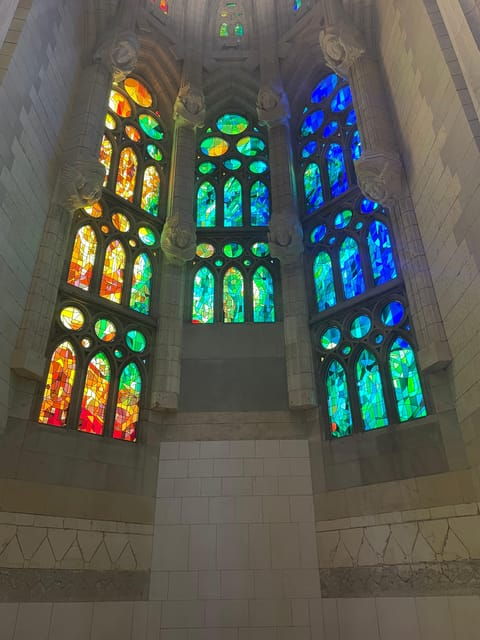 Sagrada Familia Skip-The-Line Guided Tour - Architectural Highlights