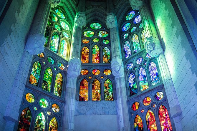 Sagrada Familia: Skip the Line Guided Tour - The Sum Up