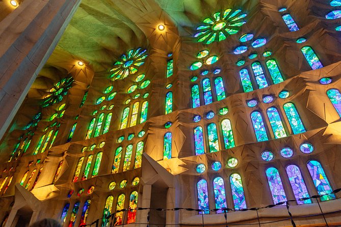 Sagrada Familia & Surroundings Private Tour With Local Guide - Traveler Photos and Reviews