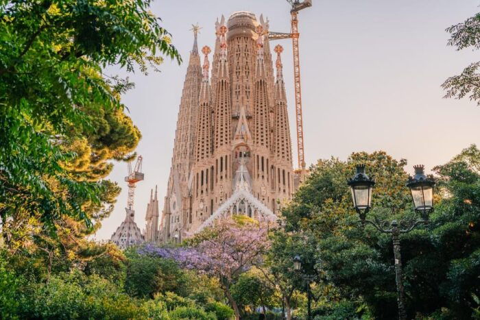 Sagrada Familia With Official Guide & Fast-Track Entry - Common Questions