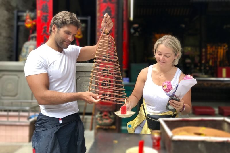 Sai Gon Chinatown Half-Day Walking Tour - Guides make the difference