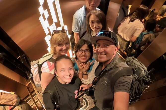 Sai Gon Special Coffee at Landmark 81 & Street Food Tour - Street Food Delights