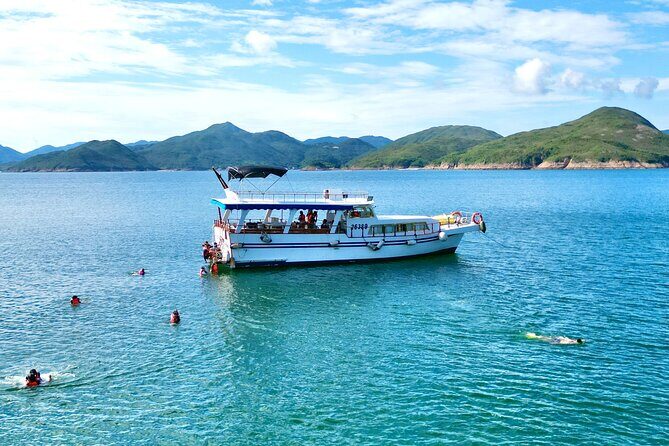Sai Kung Beach Snorkelling and Island Hopping Yacht Tour - Authentic Insights from Reviews