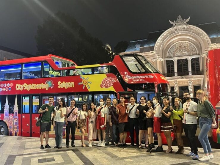 Saigon: 45-Minute Panoramic Night Tour - Tour Highlights