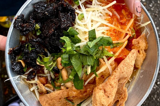 Saigon Amazing Street Food Motorbike Tour With Local Friends - Exploring the Vibrant Streets of Ho Chi Minh City