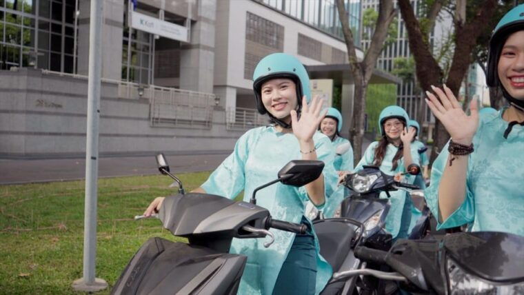 Saigon: Authentic Street Food With Female Rider - Menu Highlights
