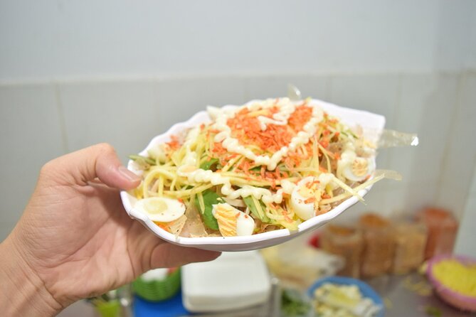 SAIGON BIKE TOUR -Food & Sightseeing With Locals on the BIKE - The Sum Up