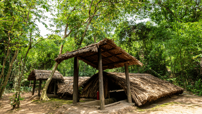 Saigon: Discover Cu Chi Tunnels & Ben Dinh - Exploring the Tunnel Network