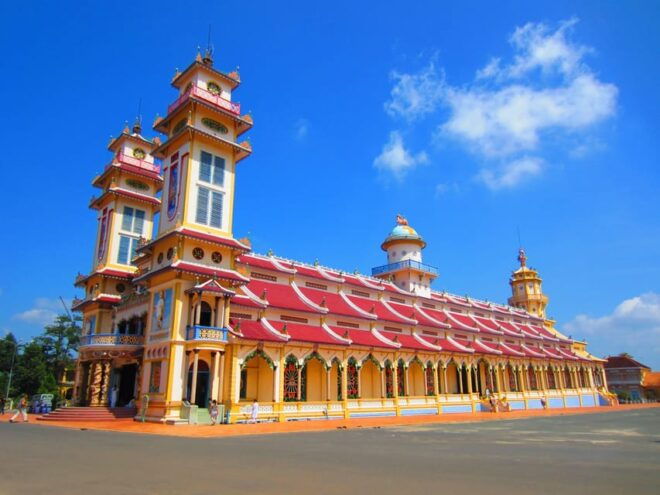 Saigon: Explore Cu Chi & Religious Diversities in Tay Ninh - Exploring Cu Chi Tunnels