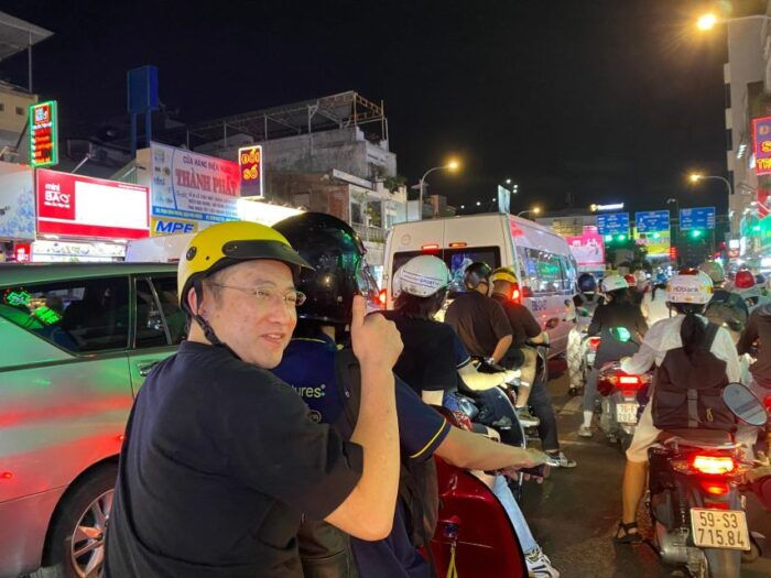 Saigon Food Tour By Scooter (Non-Vegan Or Vegan Options) - Important Safety and Accessibility Considerations