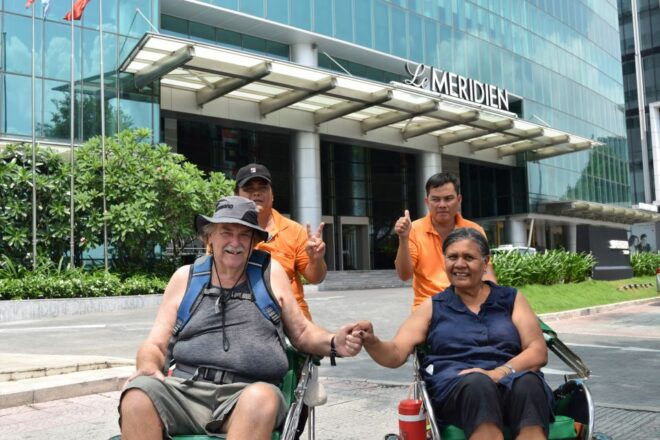 Saigon: Half-Day Guided City Tour and Jade Emperor Pagoda - Full Description and Highlights