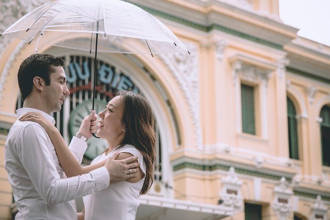 Saigon Iconic Phototour for Pre-Wedding/Couple/Group - Meeting and Pickup Details