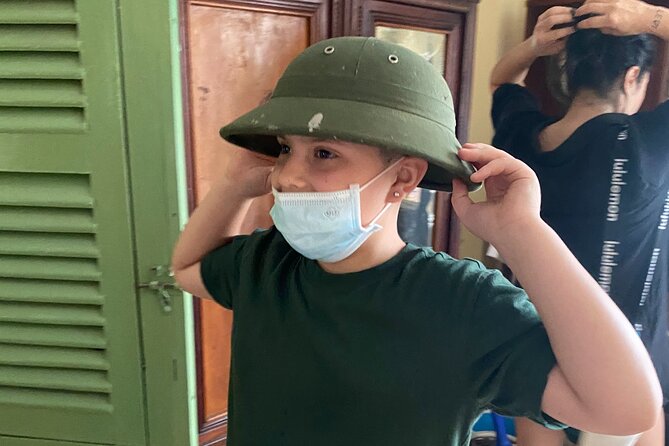 Saigon Lavie Private Tour on Motorbike - Local Guide and Motorbike