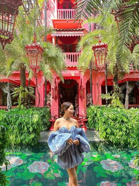 Saigon: Luxury and Snapshots Walking Tour in Thao Dien - Good To Know