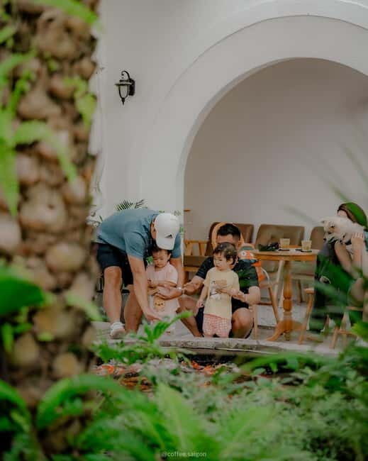 Saigon: Luxury and Snapshots Walking Tour in Thao Dien - Exploring Thao Dien’s Most Luxurious Cafés