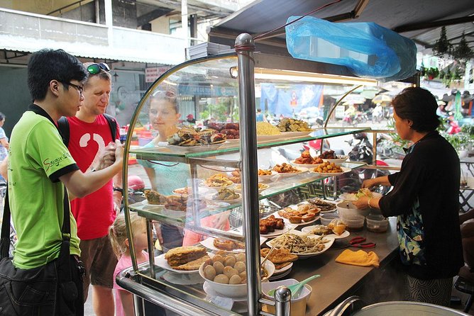 Saigon Night Walking Local Street Food Tour With Local Student - Important Information for Participants