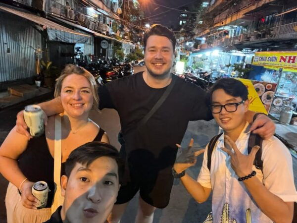 Saigon: Private Street Food Tour by Scooter or Walking - Local Guide Expertise
