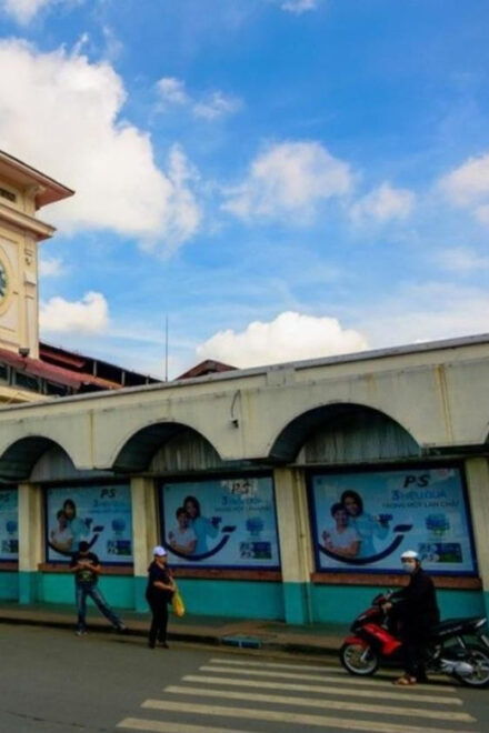SAIGON SHORE EXCURSION: Car Services + LOCAL TOUR GUIDE - Inclusions and Exclusions