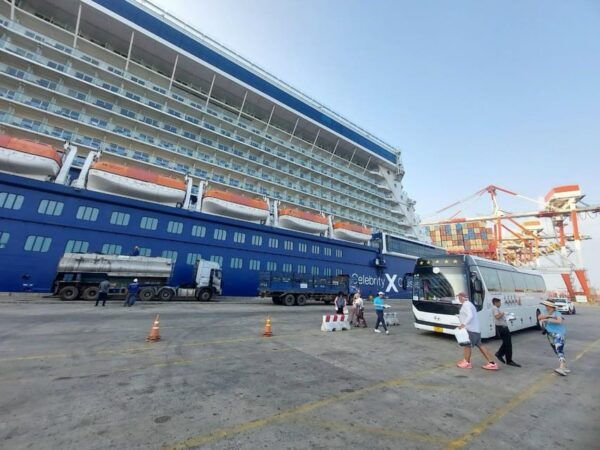SAIGON SHORE EXCURSION: Car Services + LOCAL TOUR GUIDE - Recommendations for Travelers