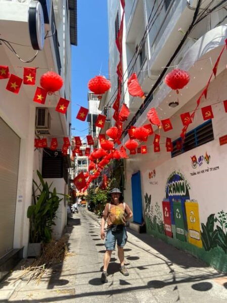 Saigons Top Sights Half Day Tour: Explore by Motorbike - Tour Inclusions and Services
