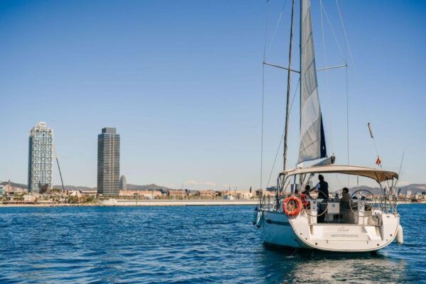 Sail and Breakfast Experience Barcelona - Booking and Cancellation Policy