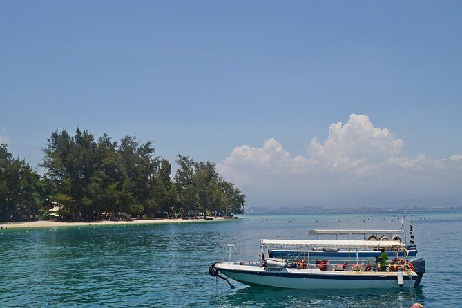 Sail and Catch Boat fishing Tour of the Coast of Kota Kinabalu - The Experience From a Reviewers Perspective