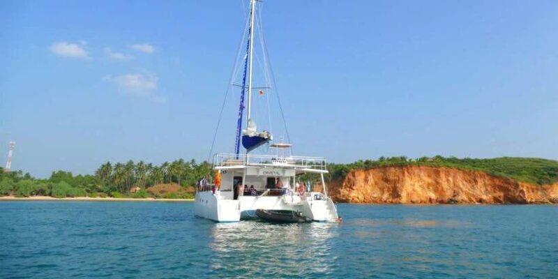 Sail Lanka Charter - Whale Watching Cruise In Mirissa - A quick introduction to this Sri Lankan sea adventure
