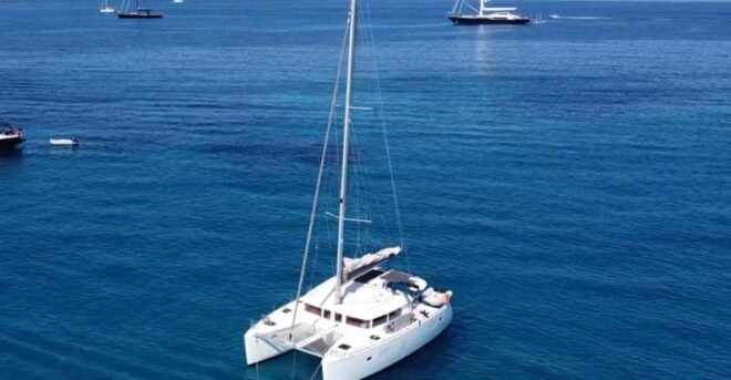 Sail Through Ibiza, Es Vedrá, and the Best Coves - Experience Description