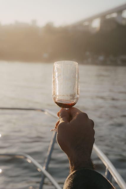 Sailboat Douro River Cruise With Cheese & Tonic Porto - Good To Know