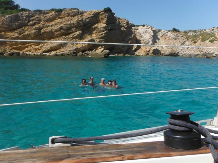 Sailboat Full Day Excursion-Fornells - Booking Information