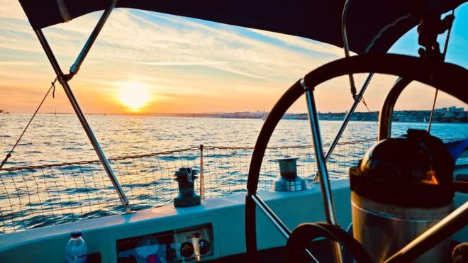 Sailboat River Tejo Tour 2h - Meeting Point