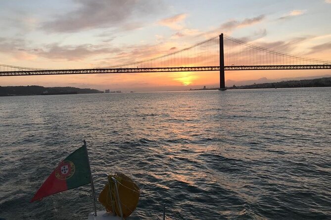 Sailboat Sunset Group Tour in Lisbon With Welcome Drink - Traveler Photos and Reviews