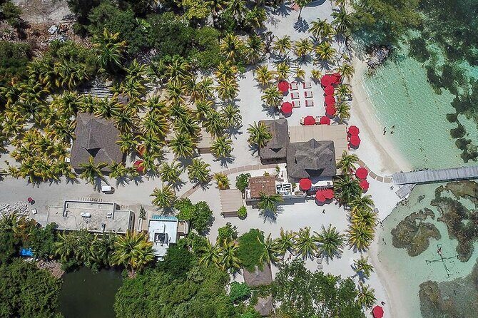 Sailing away-Island Adventour Yacht - Isla Mujeres Beach Club - Final Thoughts: Who Will Love This Tour?