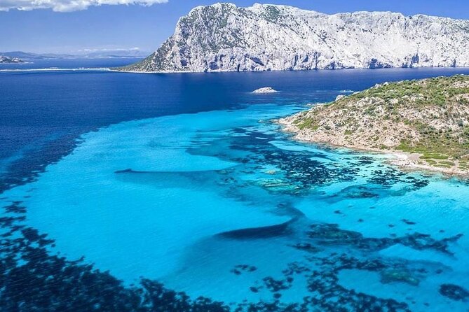 Sailing Boat Tour From S. Teodoro-Puntaldia to Tavolara, Molara - Raising the Sails and Sailing Experience