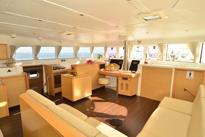 Sailing Catamaran PLATINO With Open Bar to Isla Mujeres - Directions to Marina Albatros, Cancun