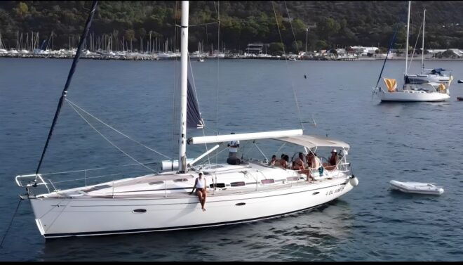 Sailing Excursion to the Devils Saddle - Explore Devils Saddle Coast