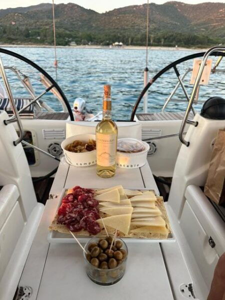 Sailing Excursion to the Devils Saddle - The Sum Up