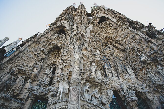 Sailing Experience and Sagrada Familia Tour - Additional Info